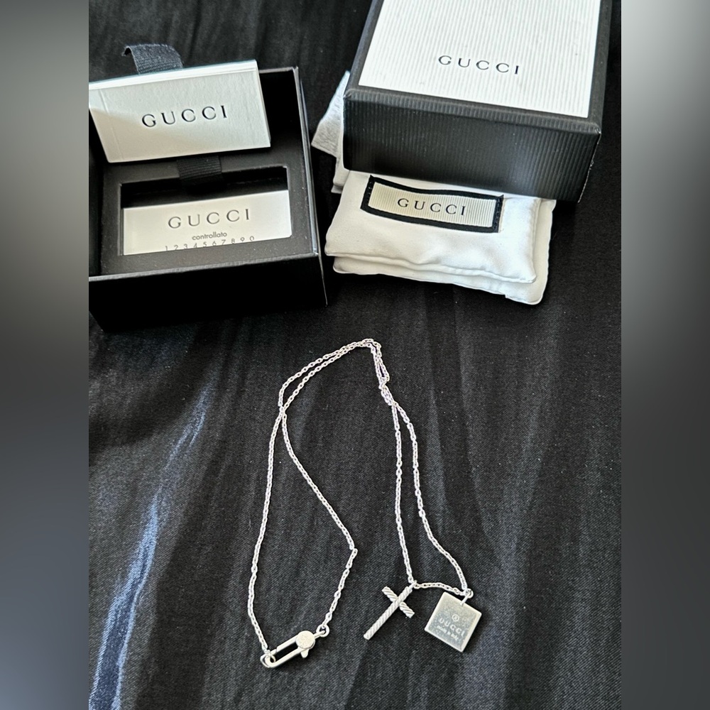 Gucci Silver Necklace with Cross and Square Pendant